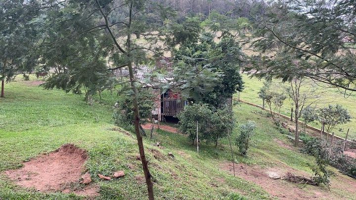 Chácara de 5.300 m² em Araricá, RS