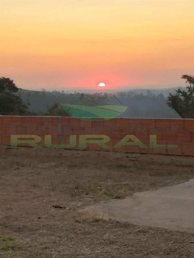 Chácara de 1.000 m² em Mairinque, SP