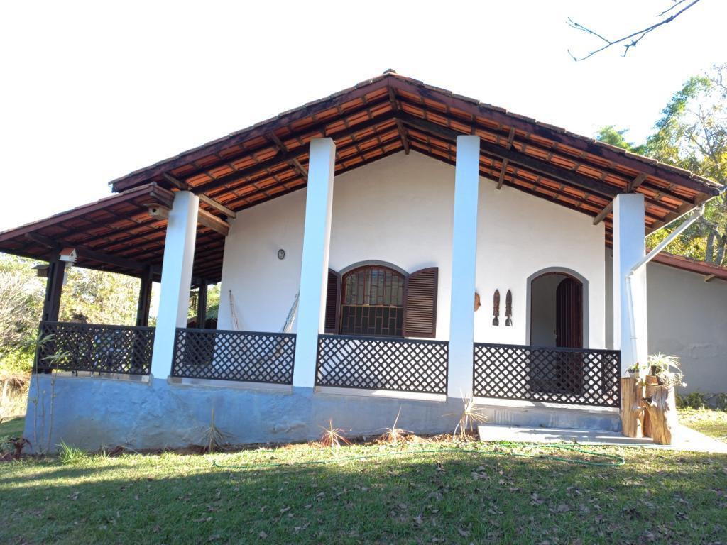 Chácara de 3.700 m² em Caçapava, SP