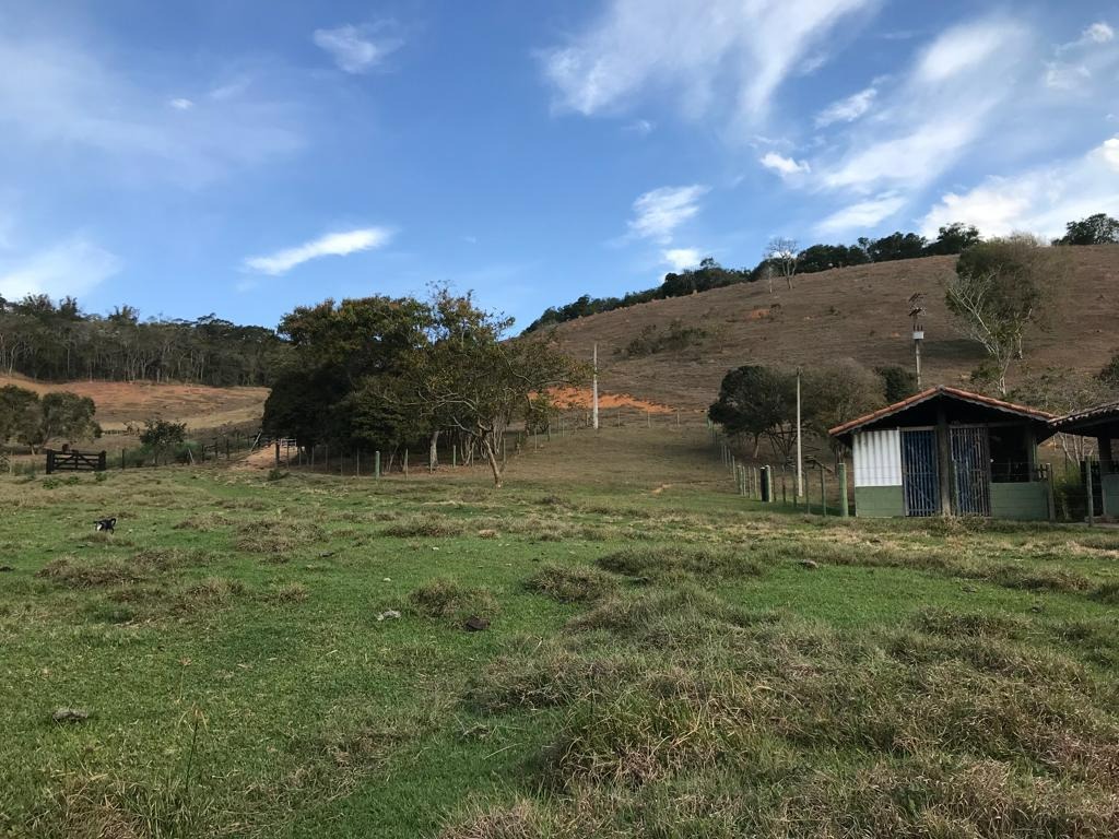 Sítio de 4 ha em Paraibuna, SP