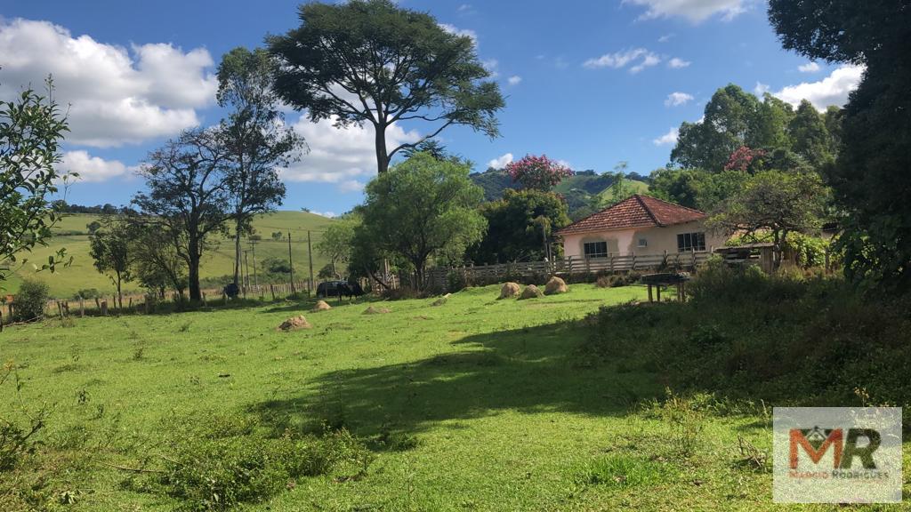 Sítio de 2 ha em Estiva, MG