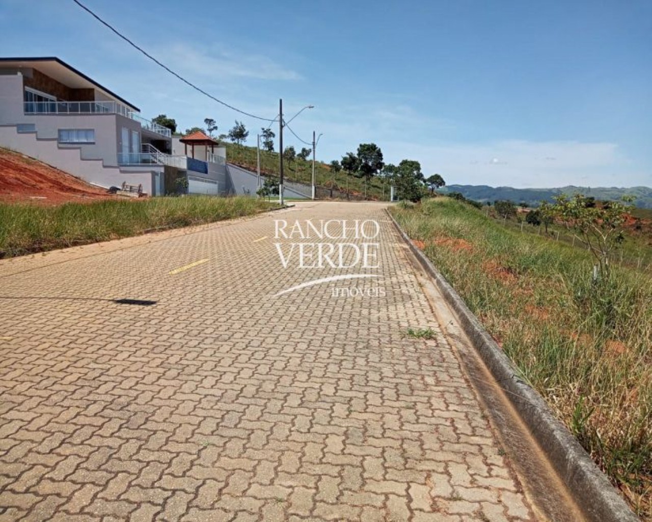 Terreno de 1.200 m² em Caçapava, SP