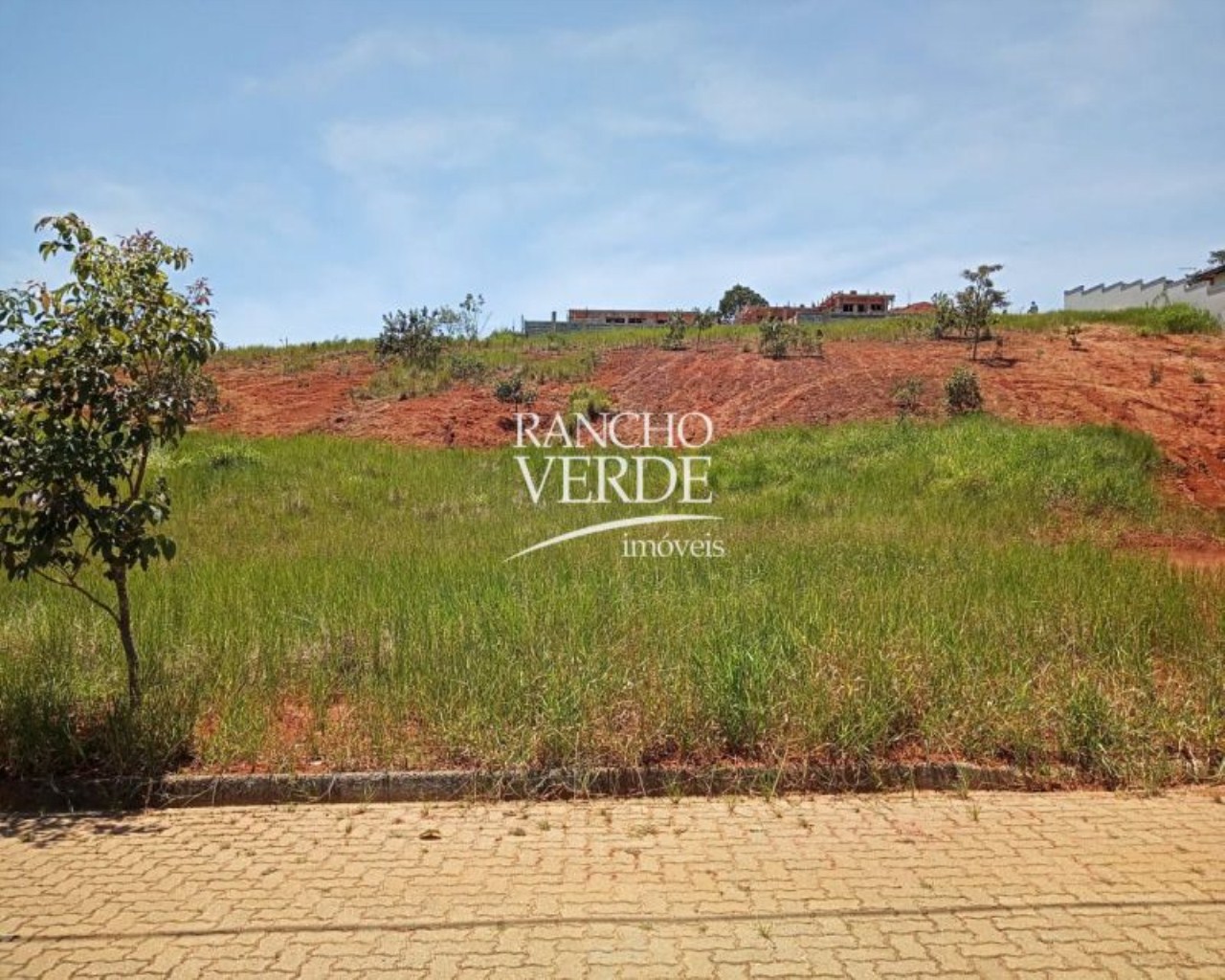 Terreno de 1.200 m² em Caçapava, SP