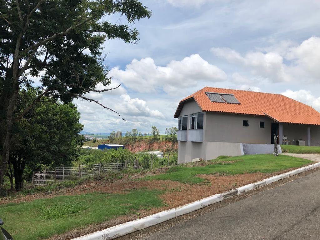 Terreno de 2.187 m² em Pouso Alegre, MG