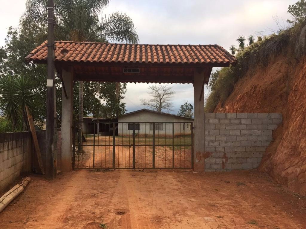 Chácara de 2.800 m² em São José dos Campos, SP
