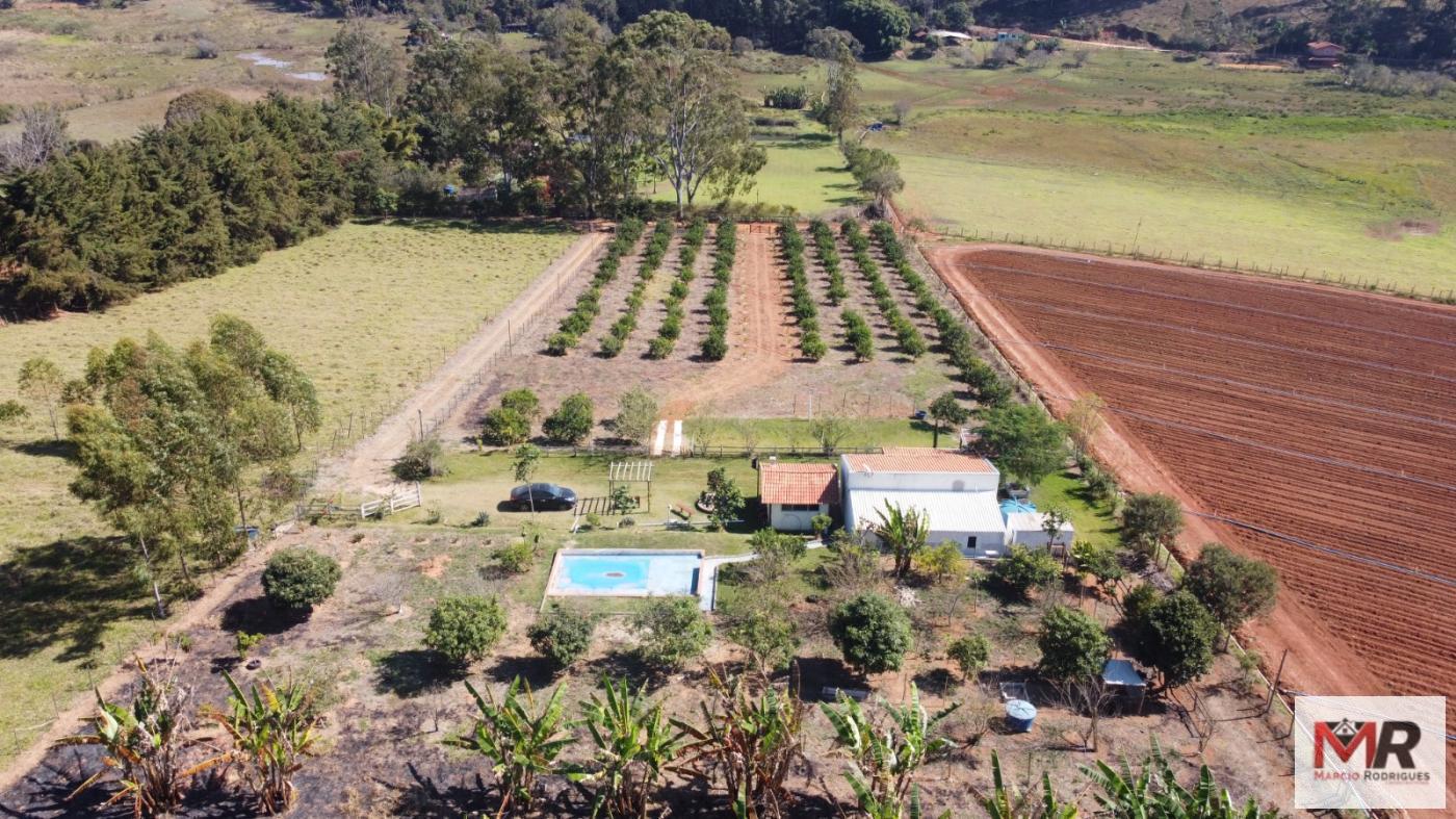 Sítio de 9.750 m² em Silvianópolis, MG