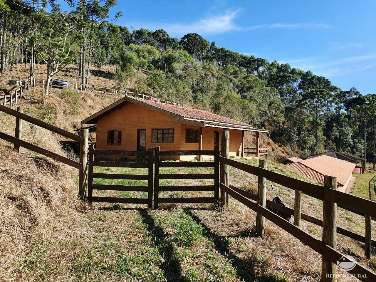 Sítio de 45 ha em Santo Antônio do Pinhal, SP