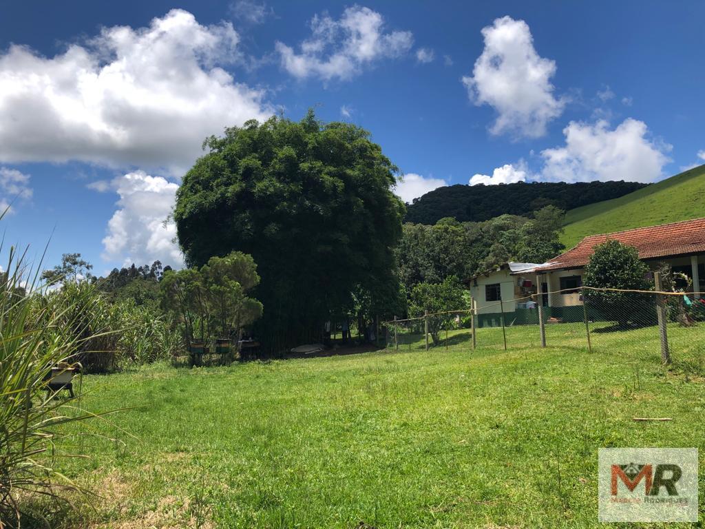 Sítio de 3.200 m² em Camanducaia, MG