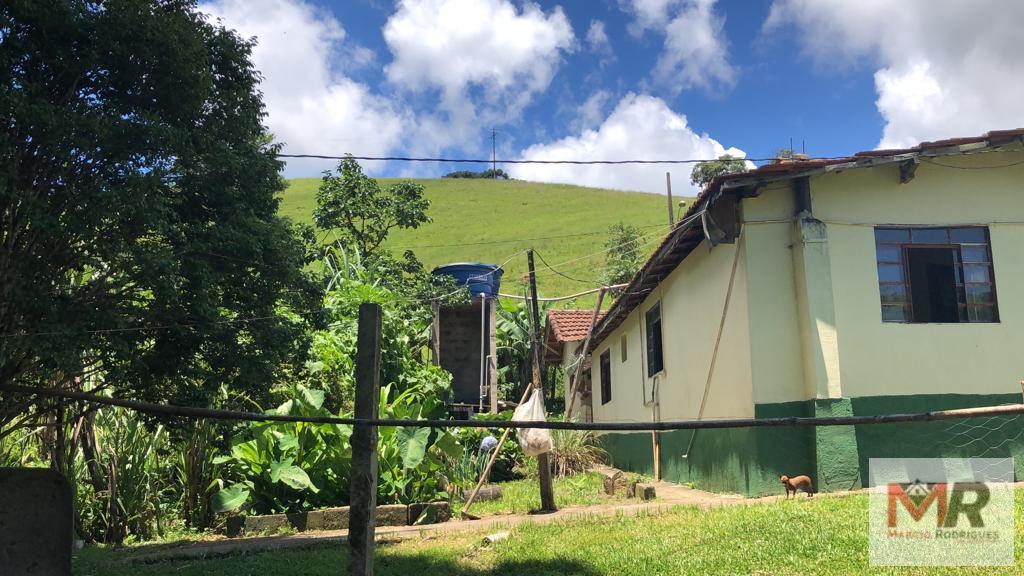 Sítio de 3.200 m² em Camanducaia, MG