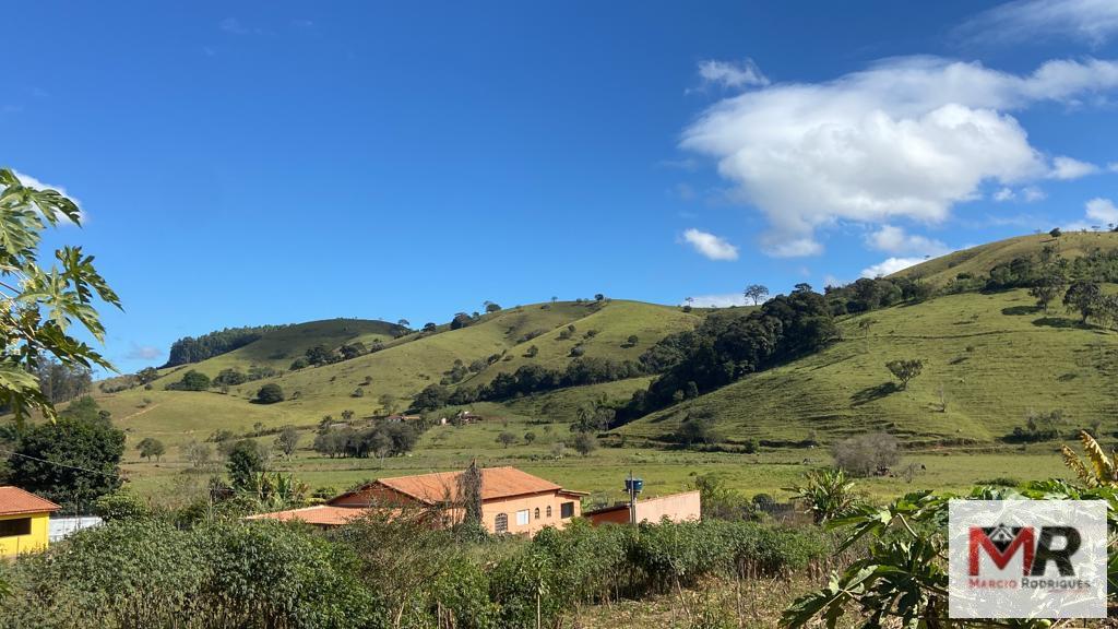 Sítio de 3.600 m² em Borda da Mata, MG