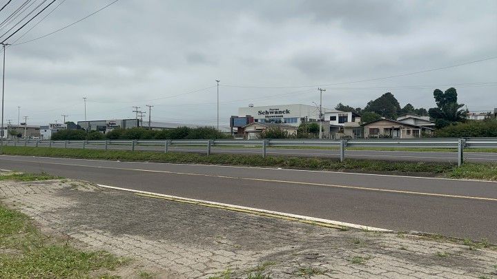 Chácara de 2.900 m² em Três Cachoeiras, RS