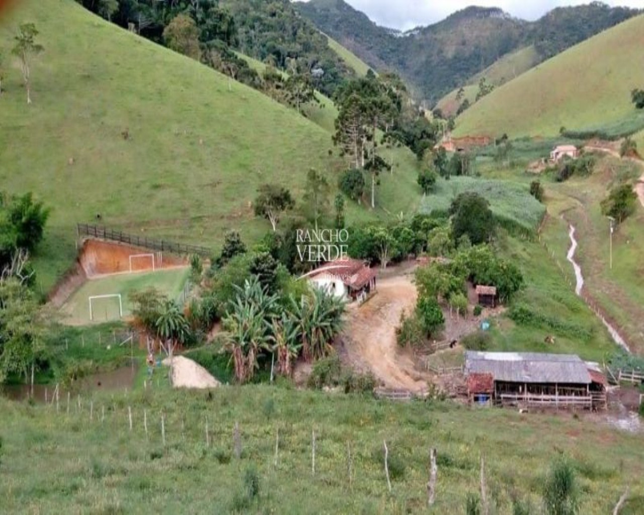 Sítio de 31 ha em Natividade da Serra, SP