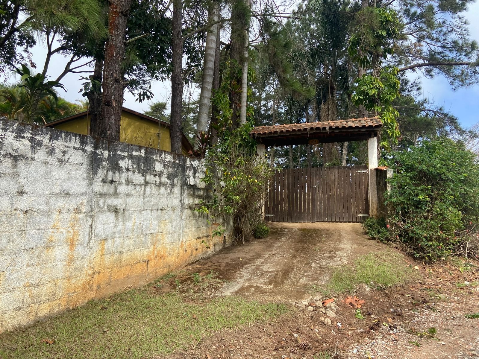 Chácara de 3.600 m² em São José dos Campos, SP