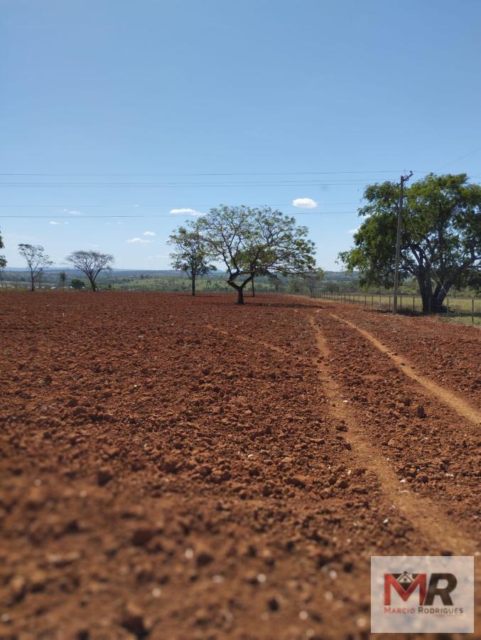 Fazenda de 20 ha em Abaeté, MG