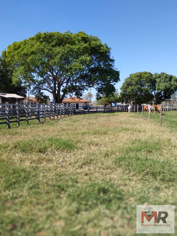 Fazenda de 20 ha em Abaeté, MG