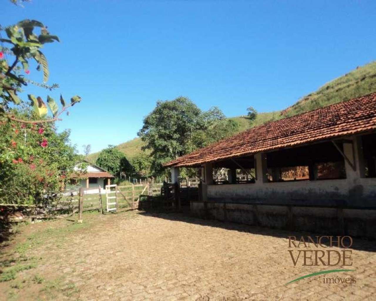 Sítio de 64 ha em Taubaté, SP