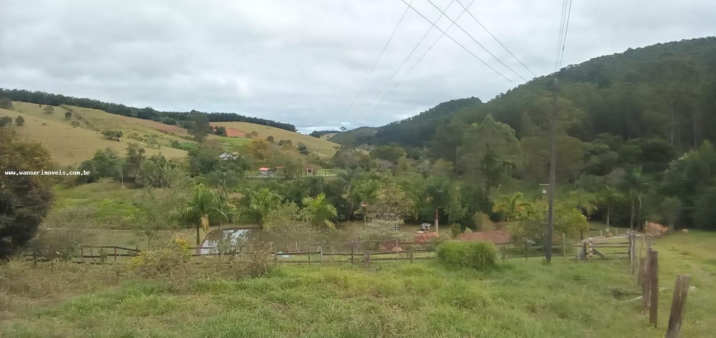 Sítio de 15 ha em Paraibuna, SP