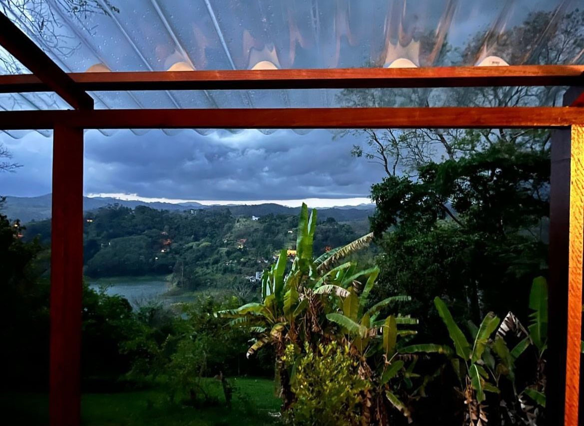 Chácara de 2.500 m² em Jambeiro, SP