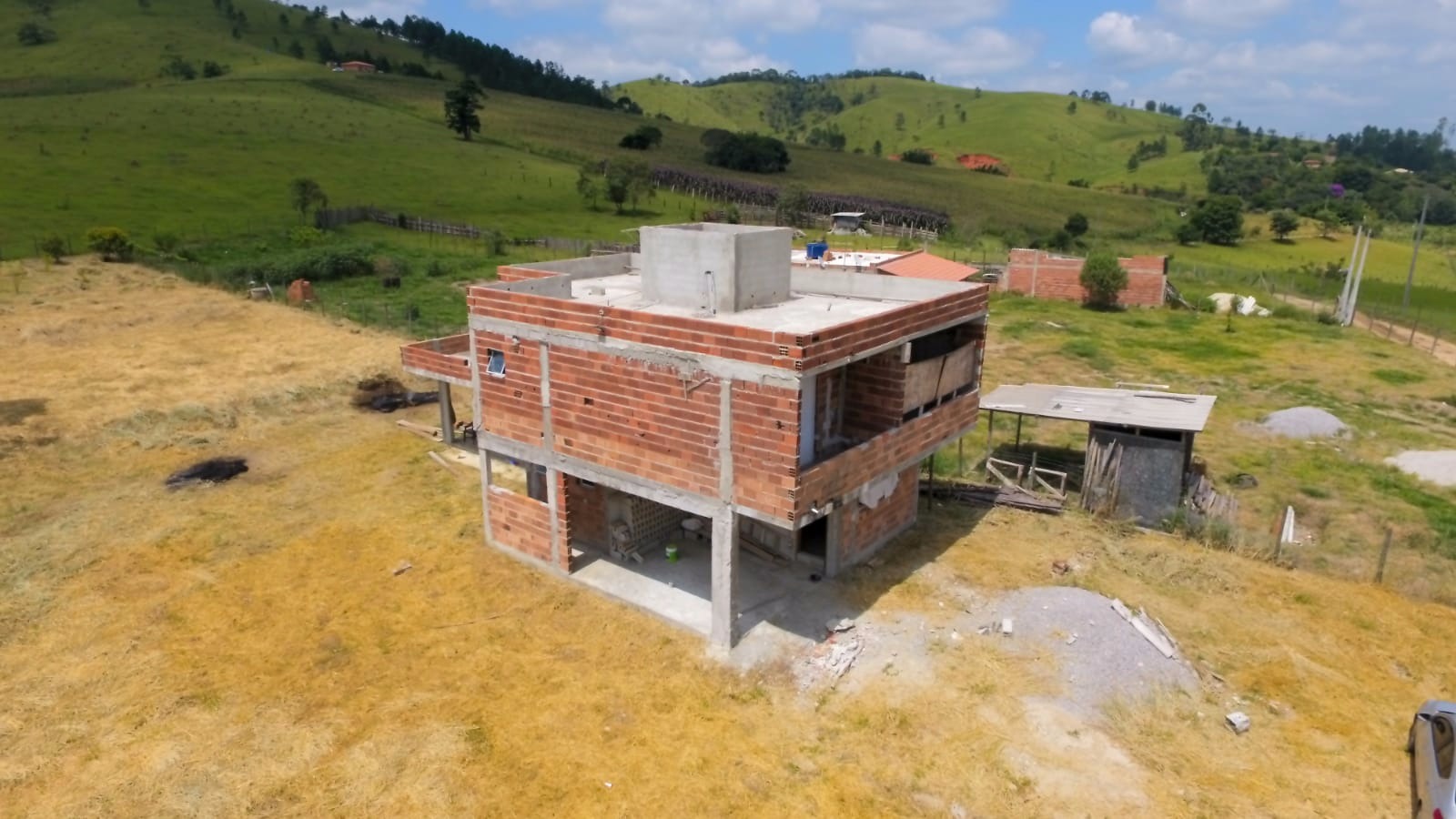 Chácara de 2.000 m² em Jambeiro, SP