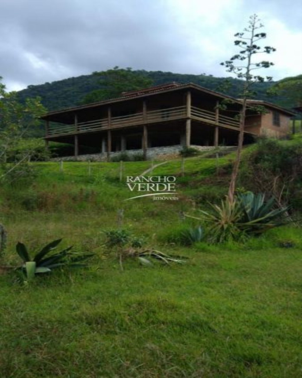 Chácara de 600 m² em Monteiro Lobato, SP