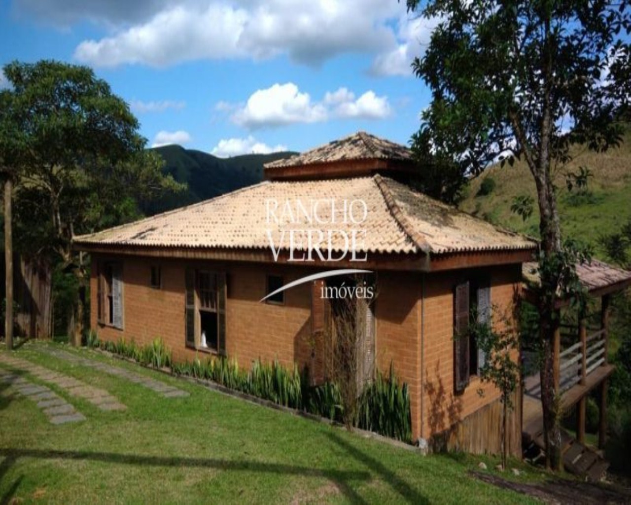 Chácara de 600 m² em Monteiro Lobato, SP