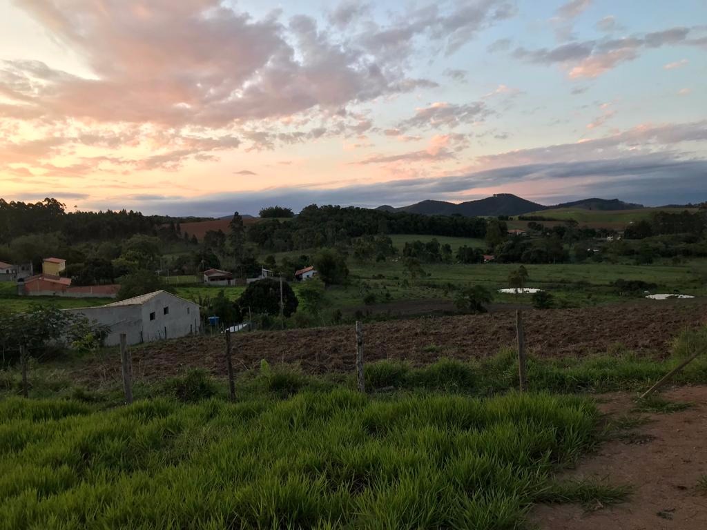 Terreno de 2.000 m² em Paraibuna, SP