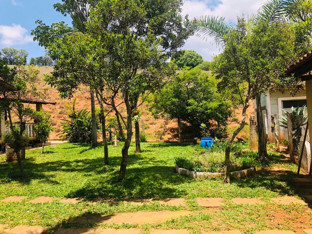 Sítio de 4 ha em Borda da Mata, MG