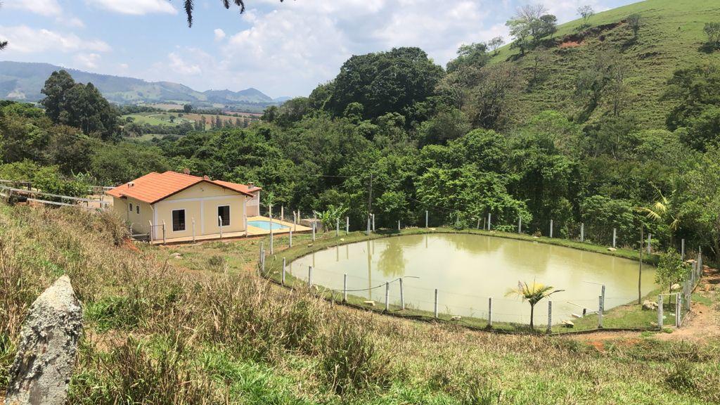 Sítio de 4 ha em Borda da Mata, MG