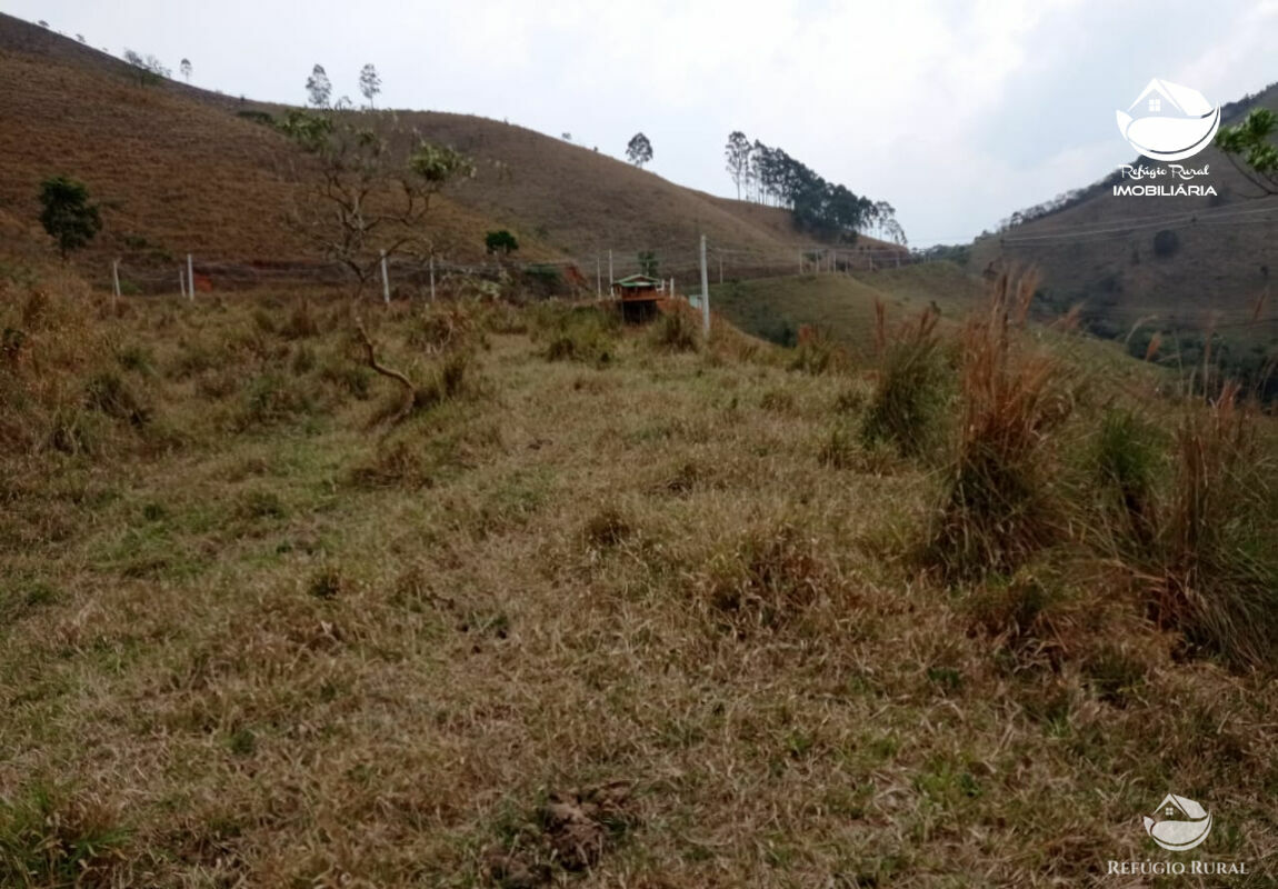 Sítio de 19 ha em Monteiro Lobato, SP