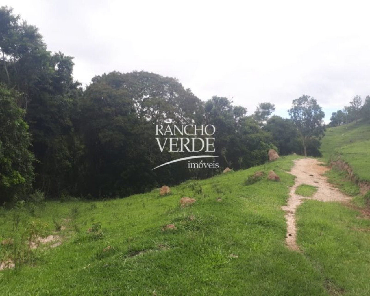 Terreno de 28 ha em Natividade da Serra, SP