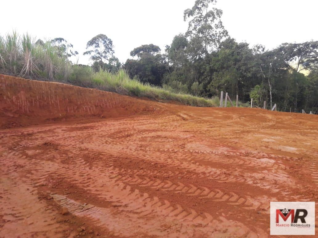 Terreno de 1.000 m² em Toledo, MG