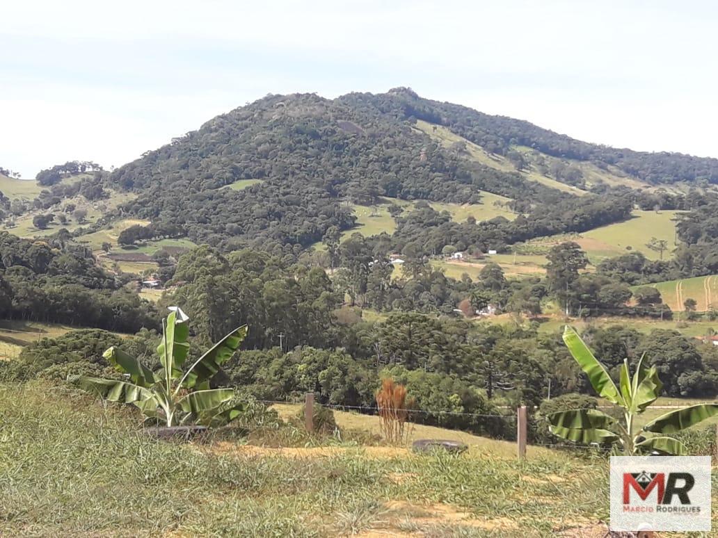 Terreno de 1.000 m² em Toledo, MG