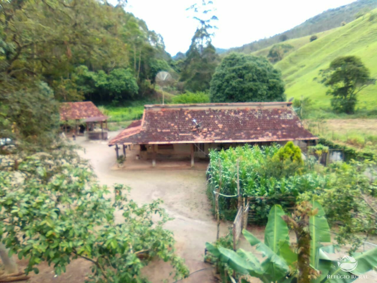 Sítio de 25 ha em Natividade da Serra, SP