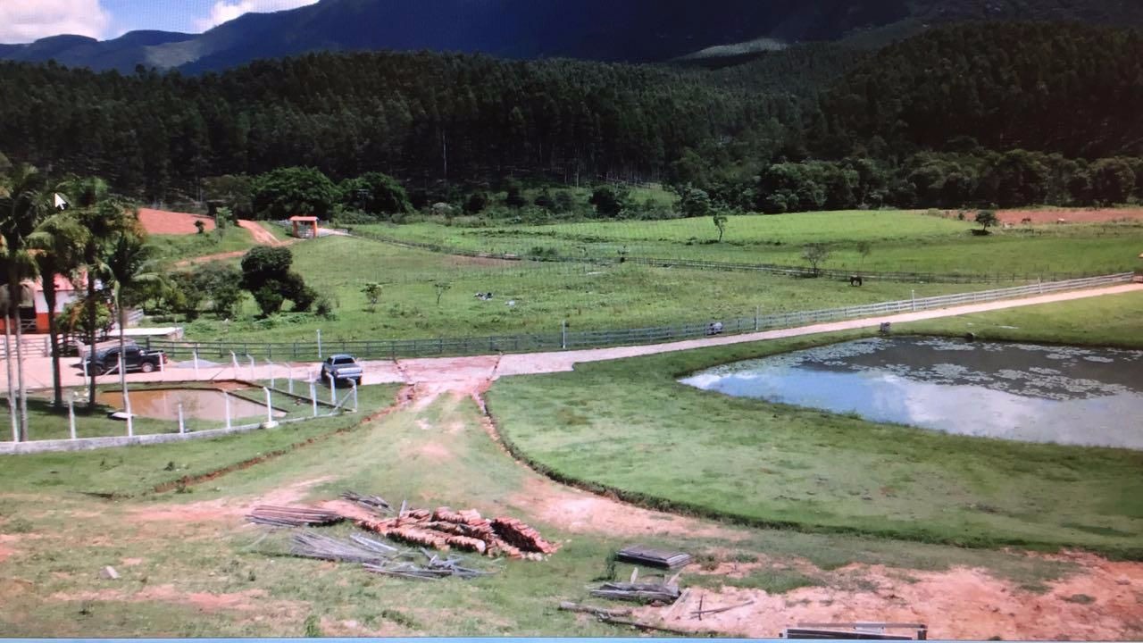 Fazenda de 97 ha em Lagoinha, SP