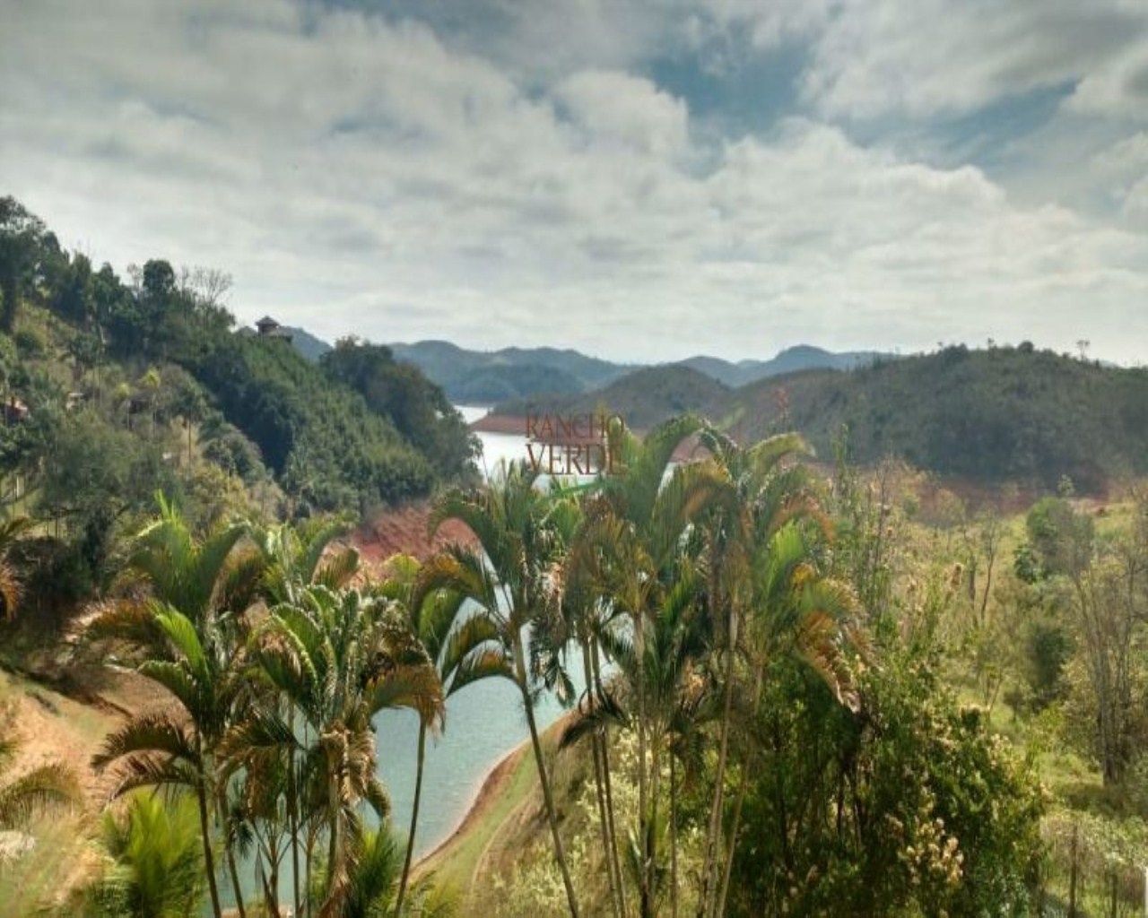 Chácara de 5.490 m² em Jacareí, SP