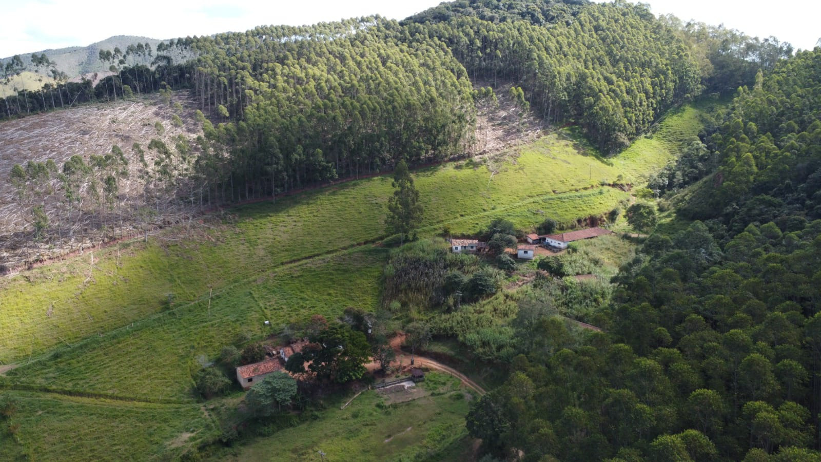 Sítio de 22 ha em Redenção da Serra, SP