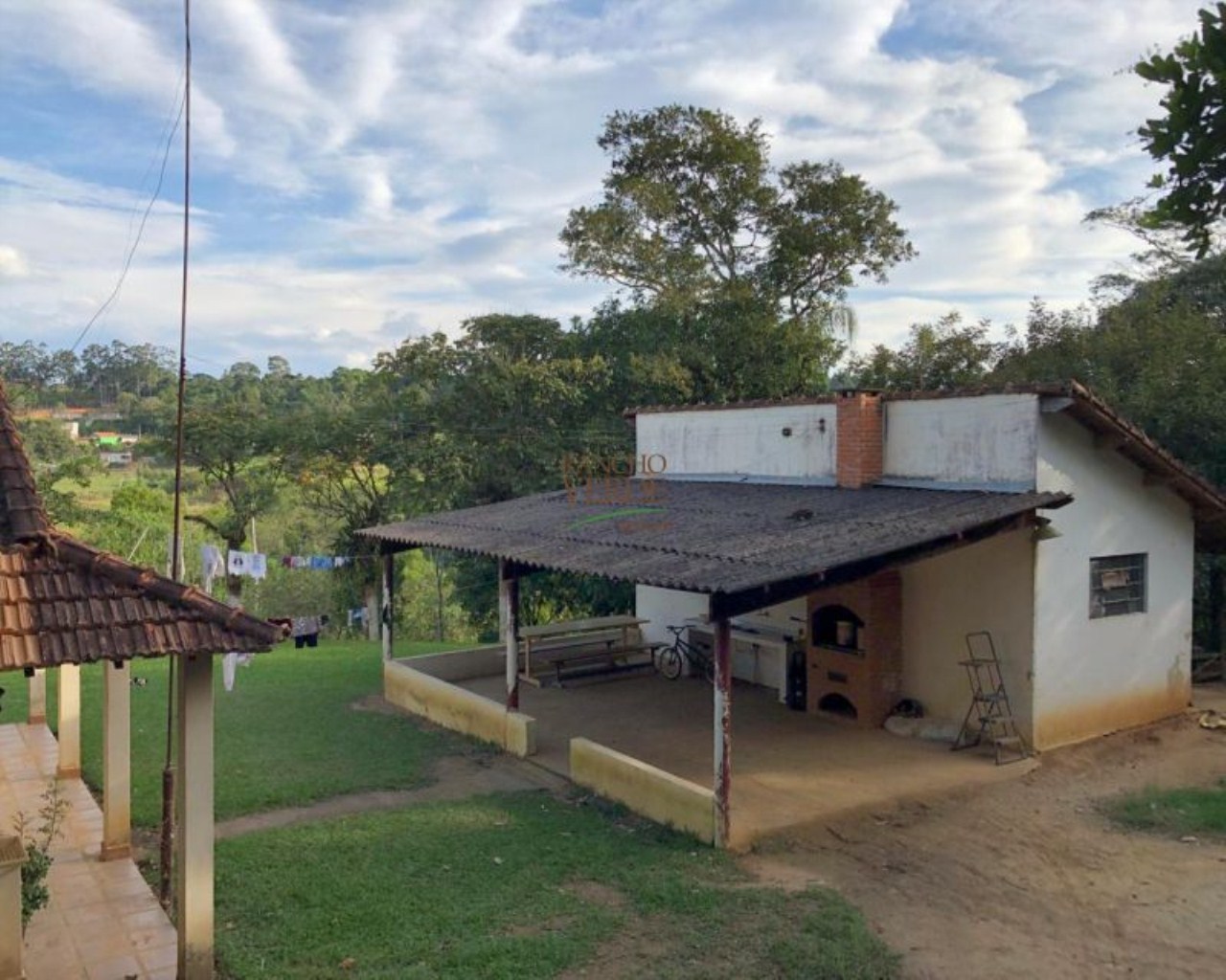 Chácara de 1 ha em Caçapava, SP