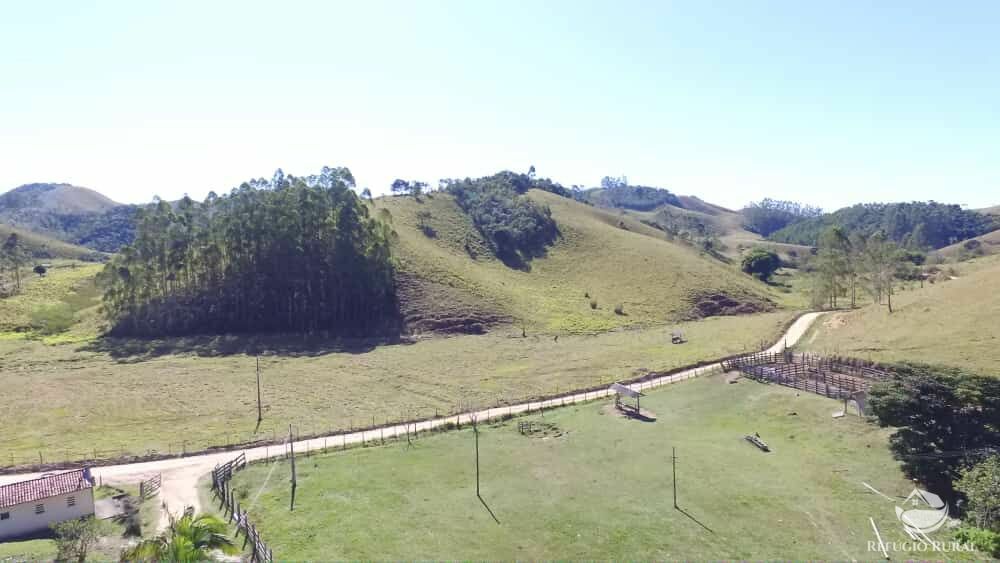 Fazenda de 83 ha em Caçapava, SP