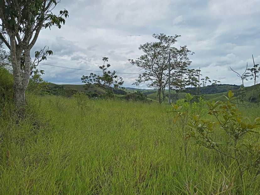 Chácara de 3.600 m² em São José dos Campos, SP