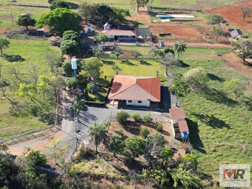 Fazenda de 20 ha em Abaeté, MG