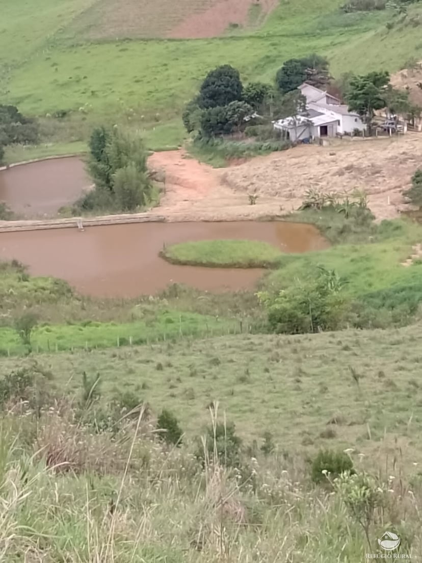 Sítio de 9 ha em Igaratá, SP