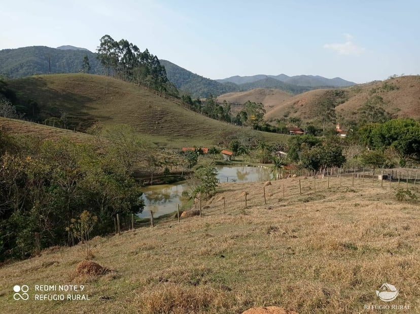 Sítio de 4 ha em Monteiro Lobato, SP